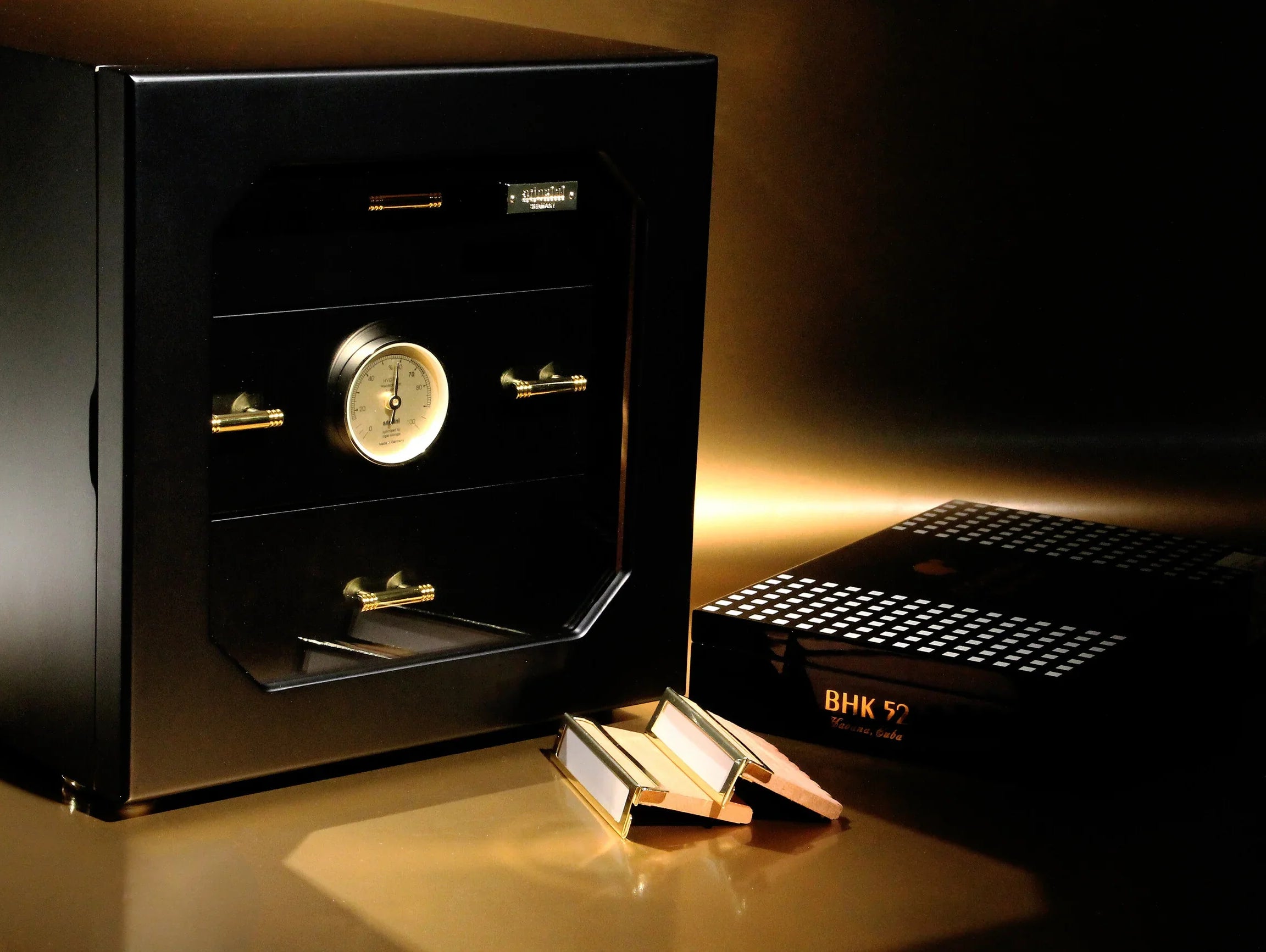 Briquet S.T. Dupont : Guide Complet pour Choisir Votre Briquet de Luxe Français