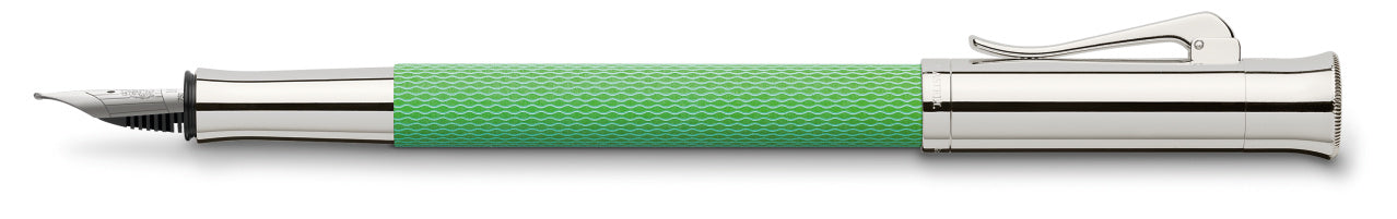 Graf von Faber Castell-Stylo-plume Guilloché Vert Viper, M - Graf von Faber-Castell - vue 2